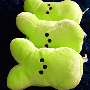 Easter Basket Gift Green Peeps Plush Set Of of Three Plush Bunny Toys 3 For $12